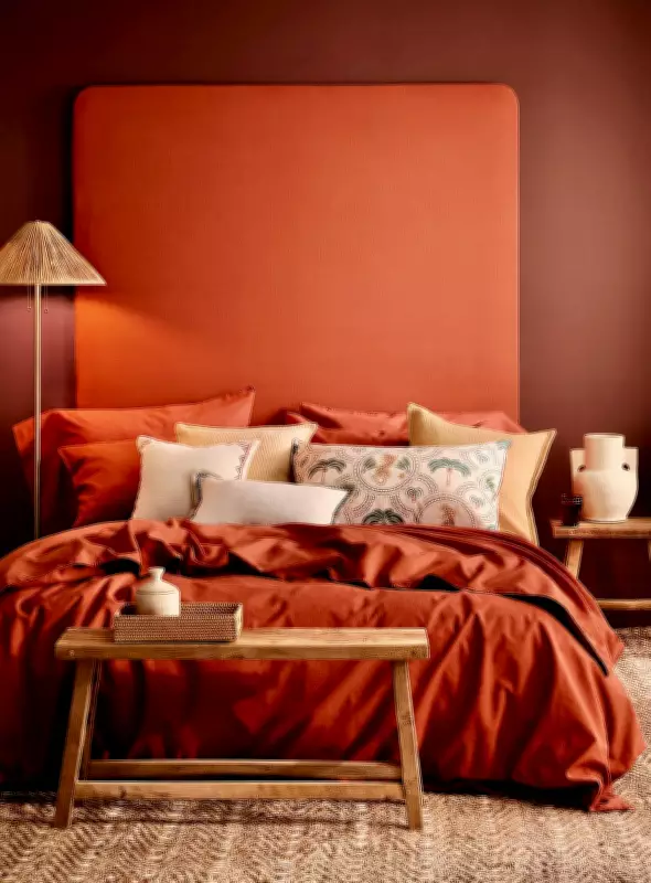 Earth Is Calling: Terracotta's Sophisticated Comeback in Interior Design
