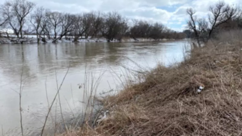 Flooding Forces Closures in Brantford as Grand River Rises