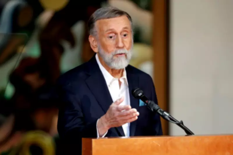 Grammy-Winning Singer Ray Stevens Recovers After Serious Neck Injury