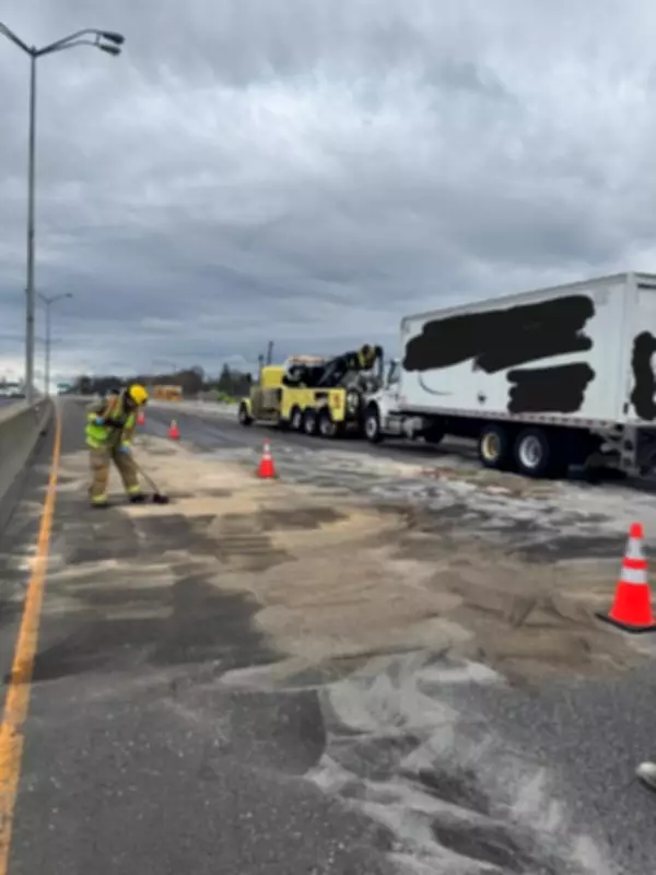 Hwy. 401 Reopens in Oshawa After Diesel Spill from Collision