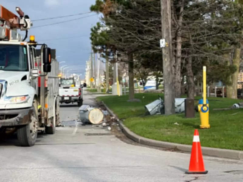 Hydro Pole Fire in Oldcastle Causes Widespread Power Outage