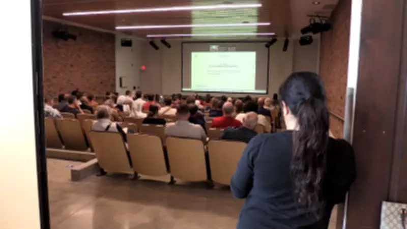 Information Session Helps Political Hopefuls in Kitchener