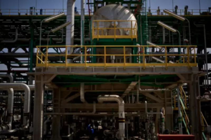 Iraq's Oil Exports Crippled as Strait of Hormuz Closure Halts Key Hub