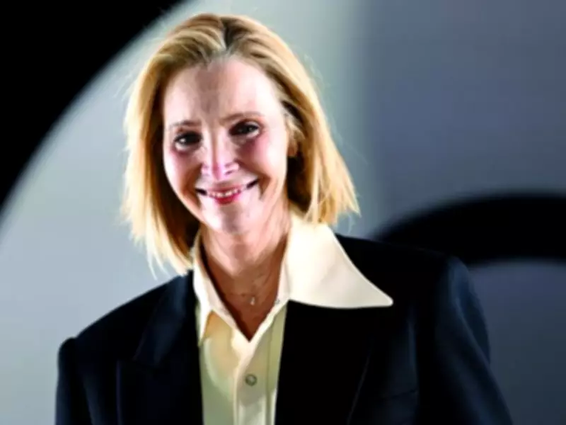 Lisa Kudrow Reveals Friends Cast Still Earns $20M Yearly in Residuals