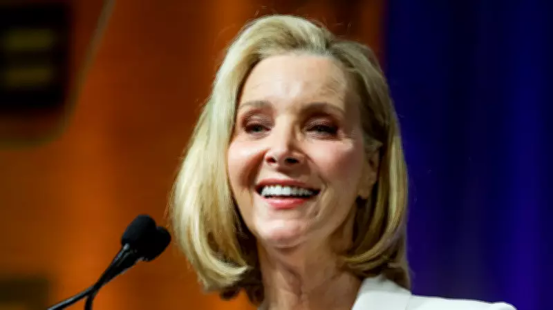 Lisa Kudrow Reveals 'Friends' Writers Room Creepy Behavior