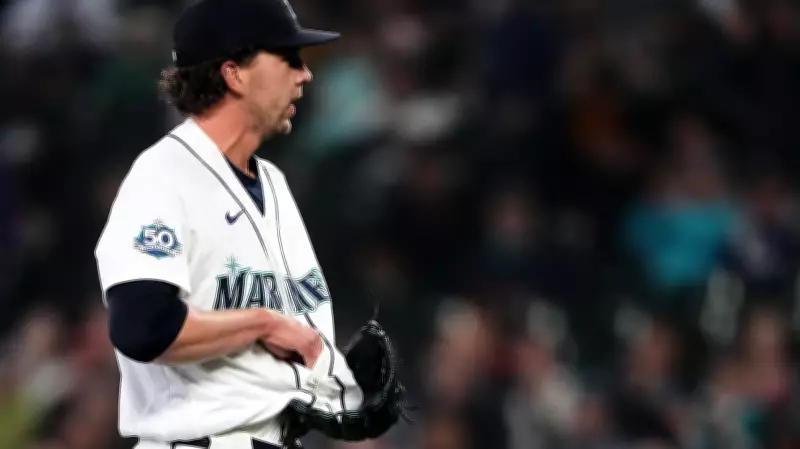 Mariners' Logan Gilbert Has Ball Lodged in Jersey, Still Gets Out