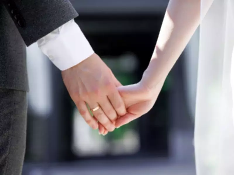 Marriage Linked to Lower Cancer Risk, New Study Reveals
