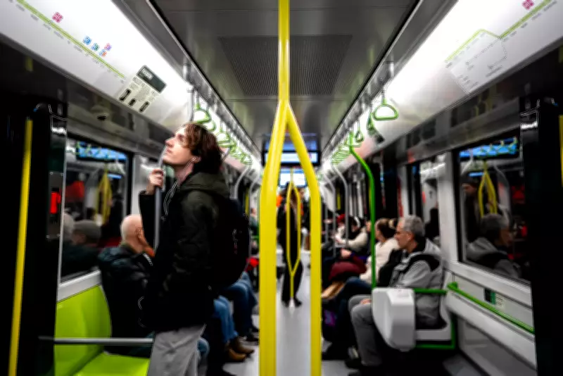 Montreal REM Power Failure Forces Passengers to Walk on Rails After Midnight