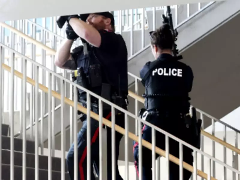 Mount Royal University Safety Alert System Fails During Knife Scare Incident