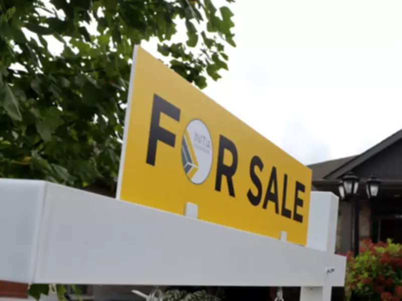 Nearly Half of Canadian Borrowers Opt for Variable Mortgage Rates Amid Market Uncertainty