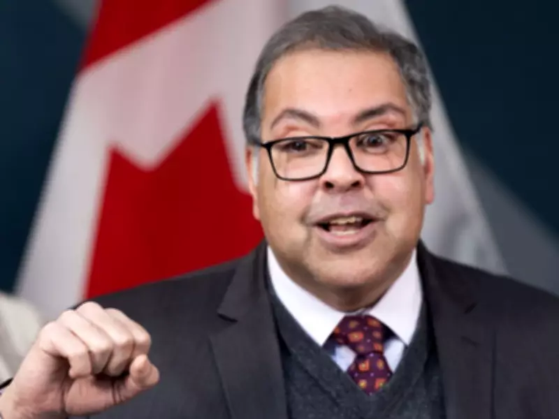 Nenshi's Pro-Canada Push: Keeping Avi Lewis at Arm's Length