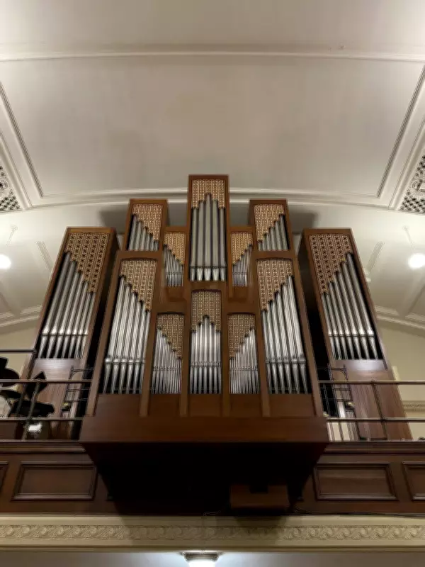 Organists Rally to Preserve Historic Pipe Organs as Cultural Heritage Fades