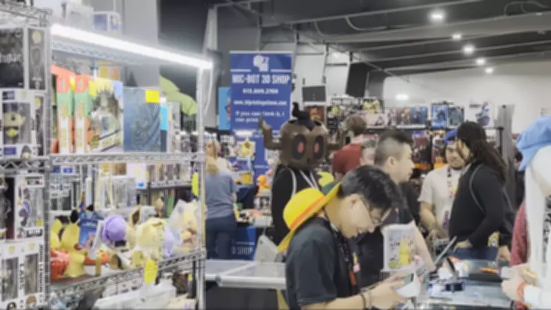 Ottawa Anime Convention Draws Large Crowds with Manga, Games, and Collectibles