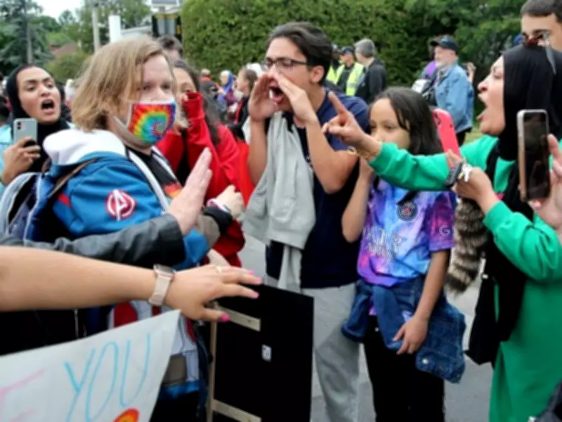 Ottawa's 'Bubble Bylaw' Targeting Protests Near Vulnerable Facilities Could Launch This Summer