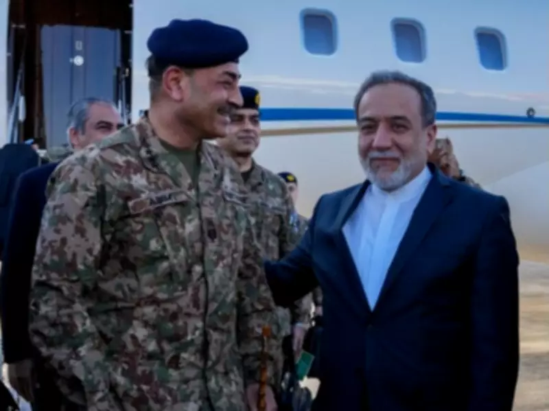Pakistan's Army Chief Meets Iranian Officials to Facilitate U.S.-Iran Talks Amid War