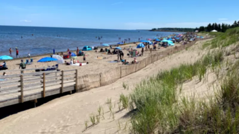 Parlee Beach Tourism Season in New Brunswick Extended to October