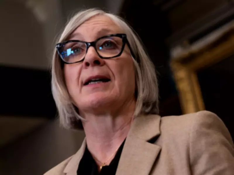 Patty Hajdu's Gaffe Boosts Tory Unity Amid Carney's National Unity Push