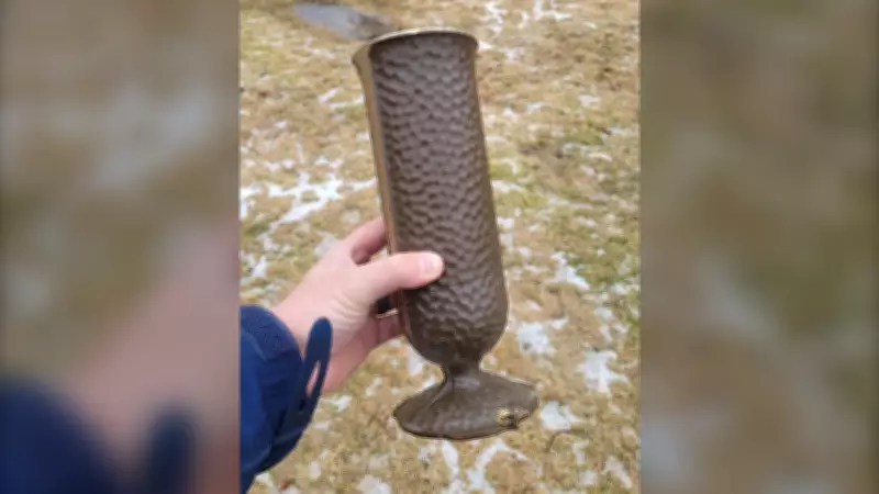 Police Investigate Theft of Over 60 Vases from Nova Scotia Cemetery
