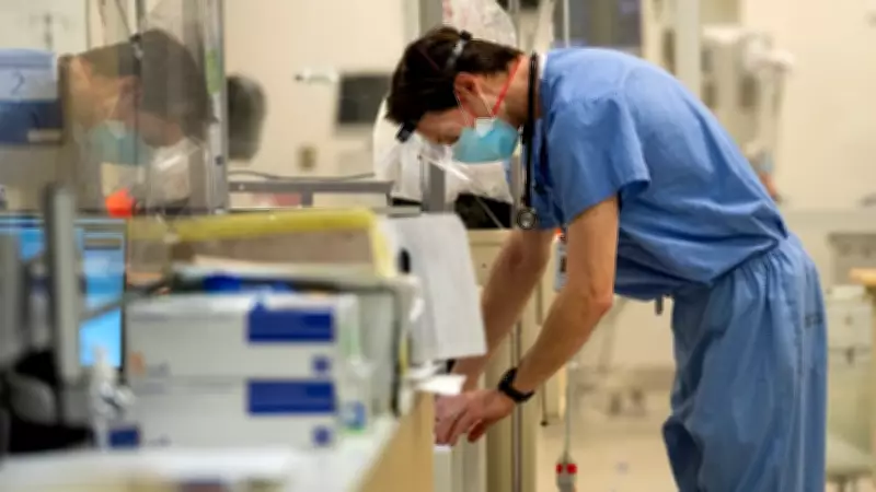 Political Climate Raises Doubts Among Quebec Medical Students About Future Practice