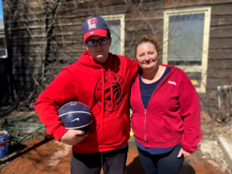 Sask. teen with rare Parkinson's seeks out-of-province treatment in Toronto