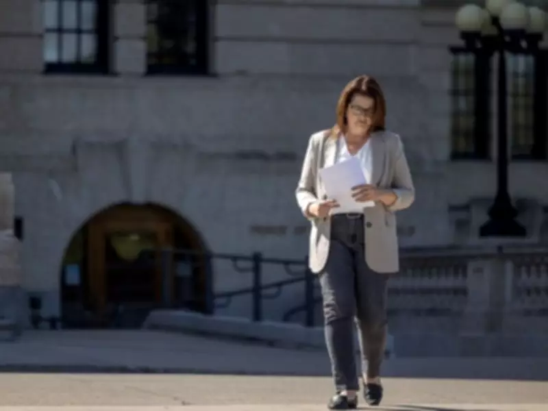 Saskatchewan NDP Members Urge Beck to Bridge Gap with Federal Leader Lewis