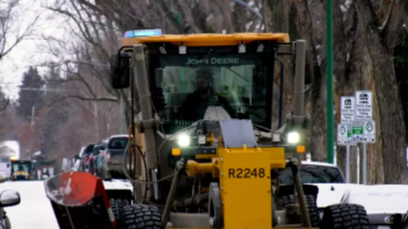 Saskatoon Faces Renewed Spring Snowfall, Disrupting City Life