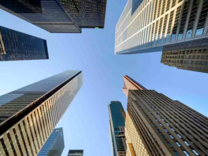 Smaller Canadian Lenders Copy Big Six Playbook to Boost Non-Interest Income