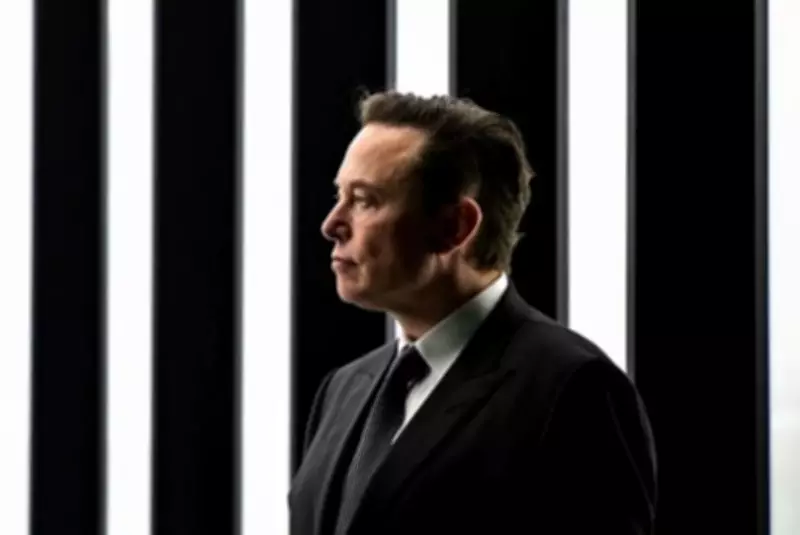 SpaceX ties Musk compensation to Mars colonization goal