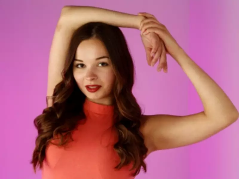 SUNshine Girl Jenn: From Model to Early Childhood Educator