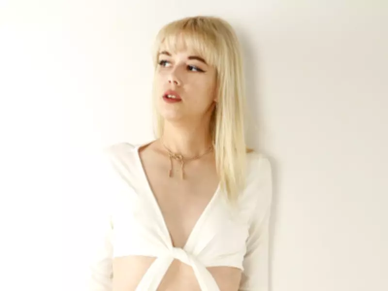 SUNshine Girl Tasha: A Leo with a Secret Librarian Side