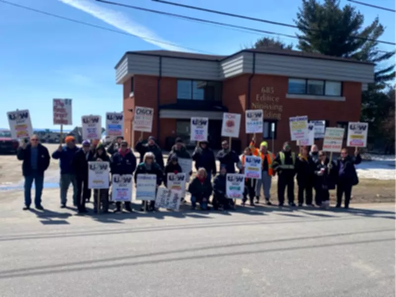 USW Members at Alouette Bus Lines Ratify New Agreement, Push for Fair Wages