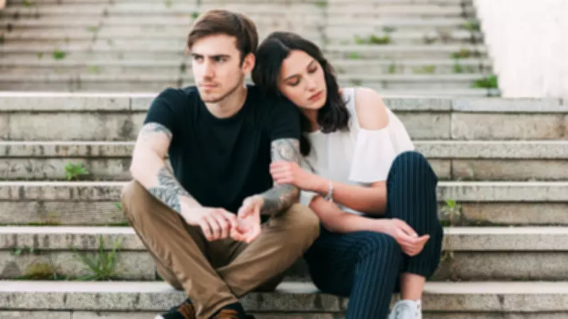 When Love Isn't Enough: Expert Signs a Relationship May Be Beyond Saving