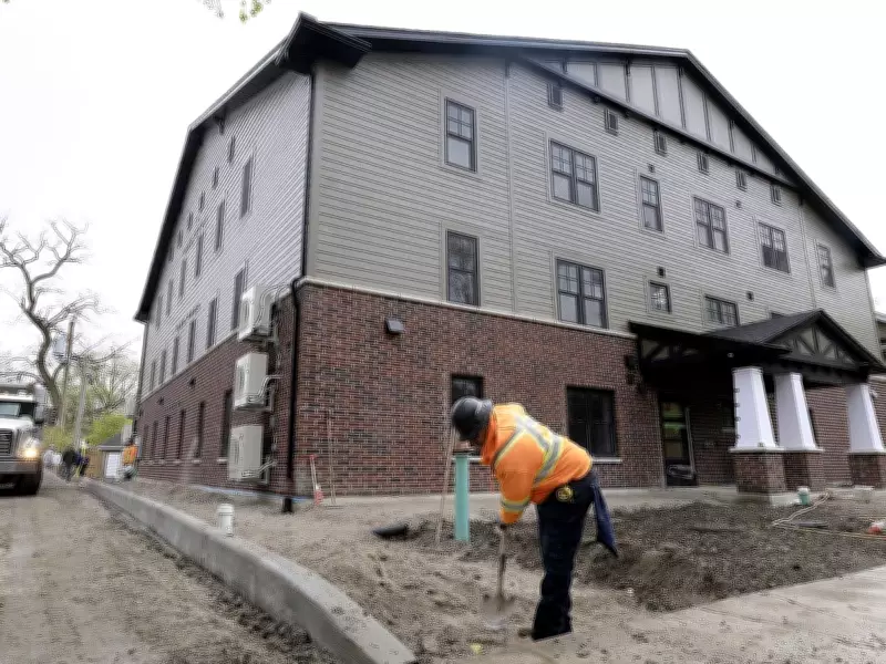 Windsor mayor pauses development charge waivers for new apartments