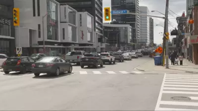 AI-Controlled Traffic Lights Arrive on Yonge Street to Combat Toronto Gridlock