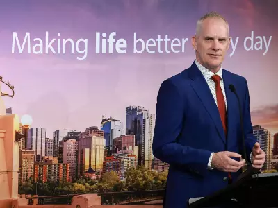 Calgary city manager Duckworth avoids axe, gets sweetheart deal