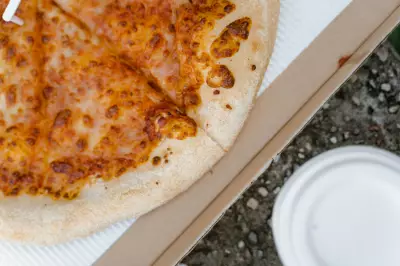 Costco Recalls Pizza Kits Sold in Canada Due to Mould Contamination