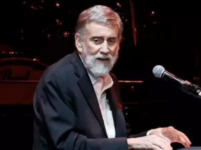 Country Legend Ray Stevens Breaks Neck in Fall, Album Release Proceeds