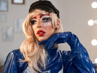 Dear Abby: Drag Queen Co-Worker Makes Suitor Uncomfortable