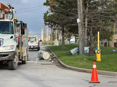 Hydro Pole Fire in Oldcastle Causes Widespread Power Outage