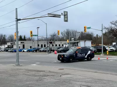 Major Barrie Road Section Closed for Police Investigation on Essa Road
