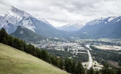 Near-Record Snowpack in Rockies Creates Dangerous Spring Hiking Conditions