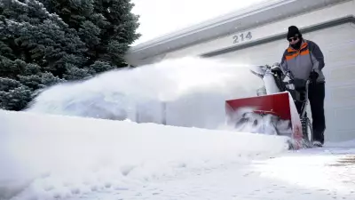 Spring Storm Dumps Heavy Snow Across Saskatchewan, Disrupting Travel