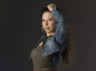 SUNshine Girl Giselle: A Glimpse into the 2018 Feature Model's Life