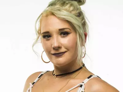 SUNshine Girl Jacqueline: A Glimpse into Her Life and Dreams