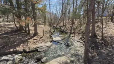 Warm Sunny Weather Continues in Ottawa with Pleasant Spring Conditions