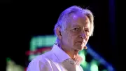 AI Pioneer Geoffrey Hinton Warns Unregulated AI Is Like Speeding Without a Steering Wheel