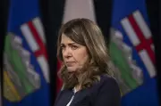 Alberta Premier Smith Announces End to Twice-Yearly Time Changes in Edmonton