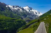 Climber Left Girlfriend to Die on Austria's Tallest Mountain: Alpine Divorce Stories Emerge