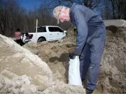 Constance Bay Residents Brace for Flooding as Ottawa River Levels Rise