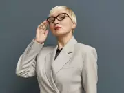 Dear Abby: Wife's Narcissism Strains Marriage Despite Long Happiness